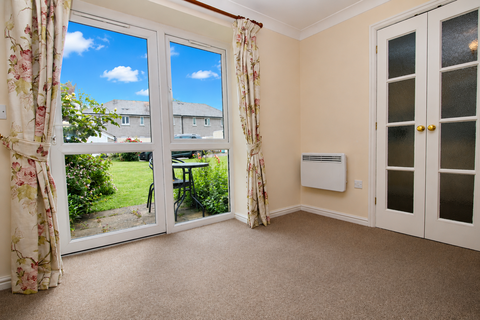 undefined, Somerton Road, Street