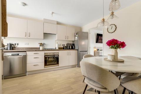 3 bedroom semi-detached house for sale, Harviston Avenue, Nottingham NG4
