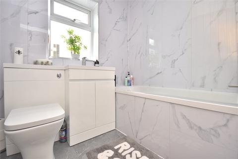 2 bedroom bungalow for sale, Temple Park Gardens, Leeds, West Yorkshire
