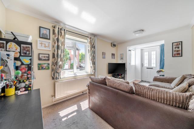 House in Reading, Whitley Wood - View 3