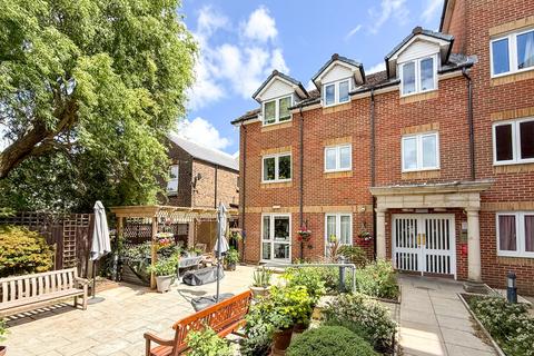 1 bedroom retirement property for sale, St. Aidans Court, Eastbourne, Eastbourne, BN22