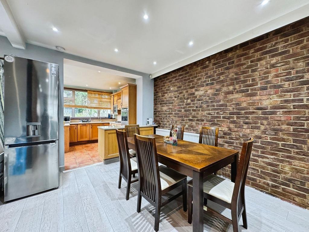 Kitchen/dining area