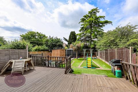 3 bedroom semi-detached house for sale, Alandene Avenue, Watnall, Nottingham, NG16
