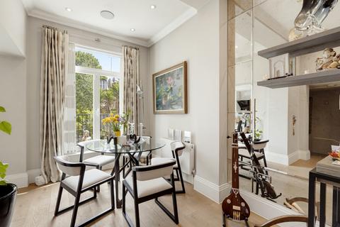 3 bedroom apartment for sale, Oakley Street, London, SW3