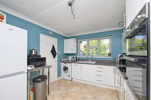 3 bedroom terraced house for sale, Kingsland Gardens, Walmer, Deal, Kent, CT14