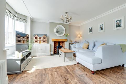 3 bedroom chalet for sale, Greenleas, Benfleet SS7