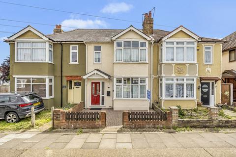 Oak Street, Romford, RM7