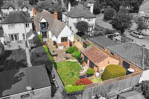 4 bedroom detached house for sale, Park Road, PETERBOROUGH