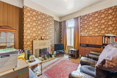 4 bedroom house for sale, Sarsfeld Road, SW12