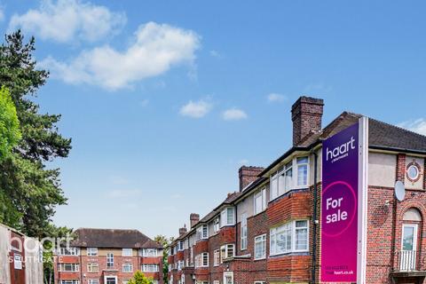 2 bedroom apartment for sale, Winchmore Hill Road, London