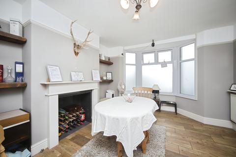 3 bedroom semi-detached house for sale, Priory Avenue, Taunton