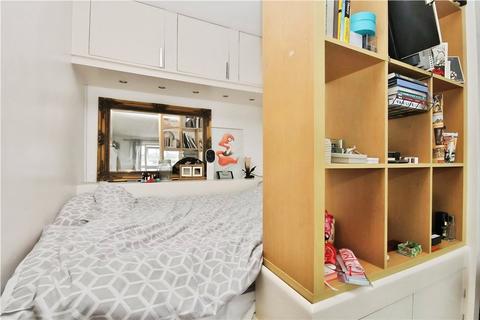 Studio for sale, High Street, Guildford, Surrey, GU1