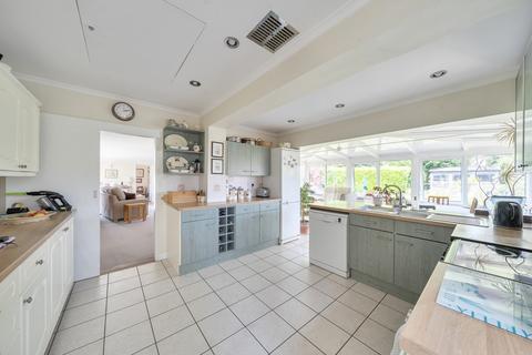 4 bedroom bungalow for sale, The Highlands, Rickmansworth, Hertfordshire
