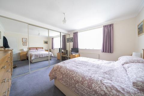 4 bedroom bungalow for sale, The Highlands, Rickmansworth, Hertfordshire