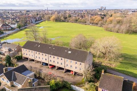 Duplex - Stockton Lane, York YO31