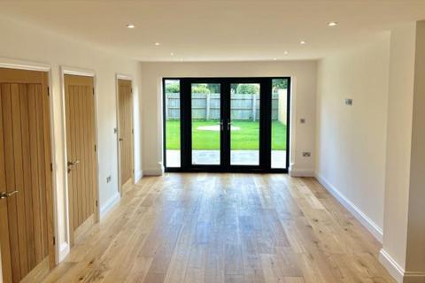 4 bedroom detached house for sale, Rat Row, Wisbech St. Mary, Wisbech