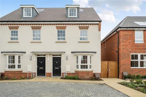 3 bedroom end of terrace house to rent, Aylesbury HP22