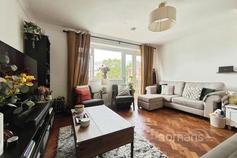 undefined, Dollis Drive, Farnham, Surrey