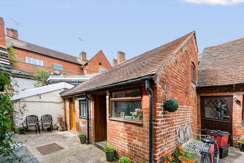 2 bedroom cottage for sale, Stratford Road, Alcester, B49