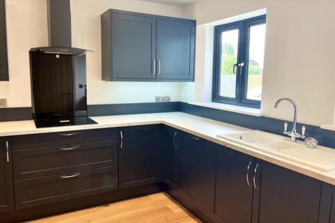 4 bedroom detached house for sale, Rat Row, Wisbech St. Mary, Wisbech