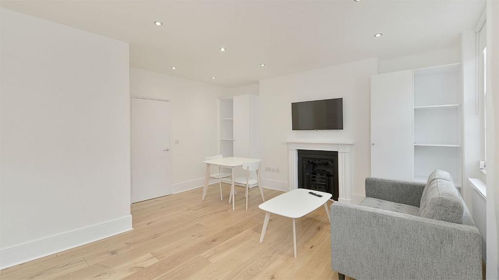 Apartment in London - View 5