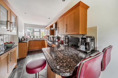 4 bedroom detached house for sale, Newark Road, Windlesham, GU20