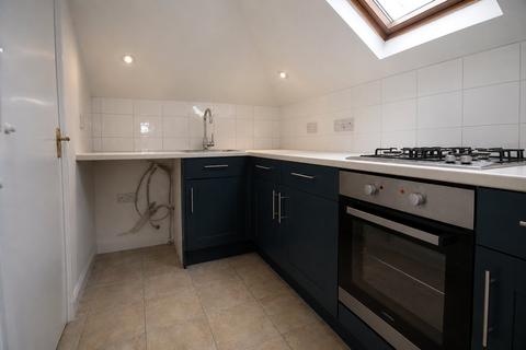 1 bedroom apartment to rent, Whitehorse Lane, London, SE25