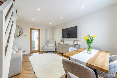 2 bedroom terraced house for sale, Milecastle Court, Newcastle Upon Tyne, NE5