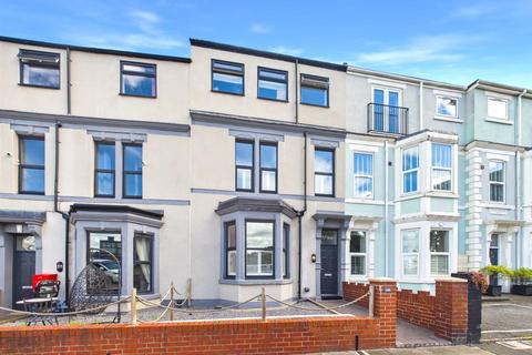 undefined, Park Avenue, Whitley Bay