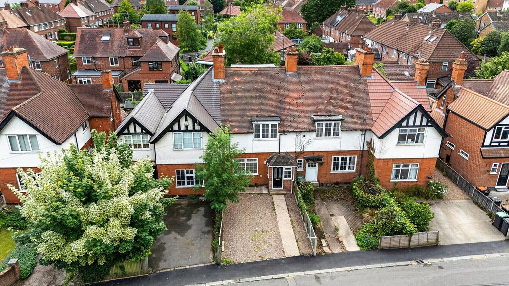 Dovecote Lane, Beeston, NG9, Nottingham