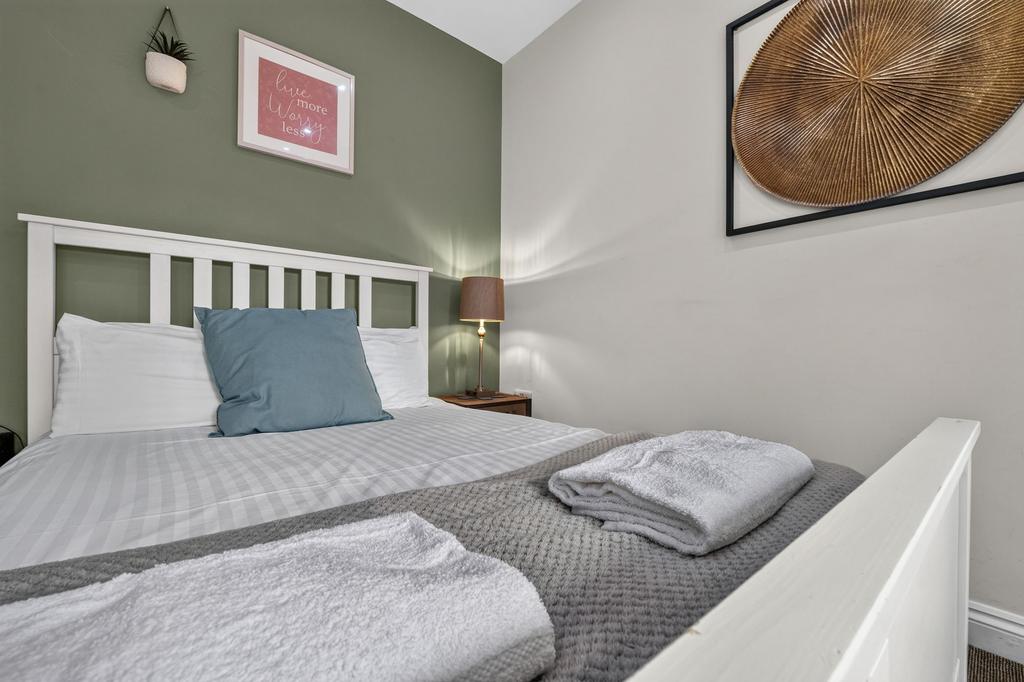 House in Nottingham, Beeston - View 6