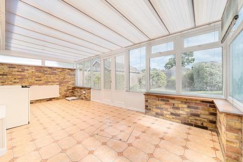 2 bedroom detached bungalow to rent, Clausentum Close, Peverells Wood, Chandlers Ford