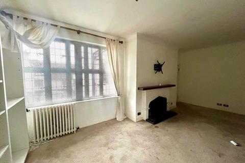 2 bedroom apartment for sale, Fulmer Chase, Stoke Common Road, Flumer