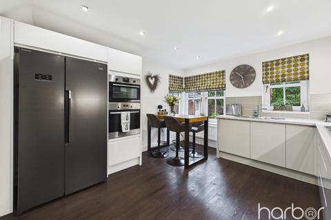undefined, Barrachnie Place, Garrowhill, Glasgow, City of Glasgow, G69 6ST