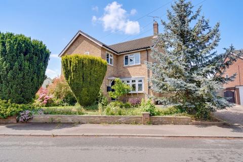 3 bedroom semi-detached house for sale, Newton Drive, Sawbridgeworth, CM21