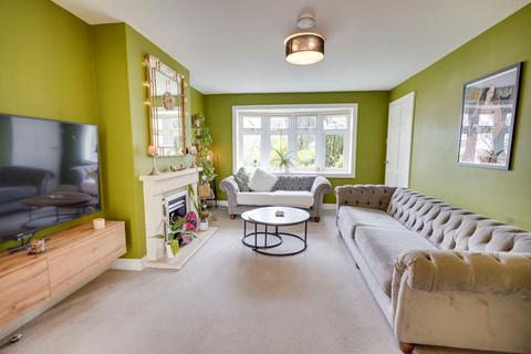 3 bedroom semi-detached house for sale, Newton Drive, Sawbridgeworth, CM21