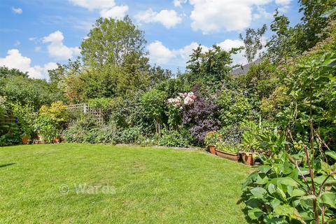 Sharps Field, Headcorn TN27