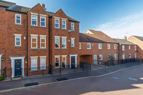 3 bedroom townhouse for sale, Warkworth Woods, Gosforth, NE3
