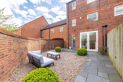3 bedroom townhouse for sale, Warkworth Woods, Gosforth, NE3
