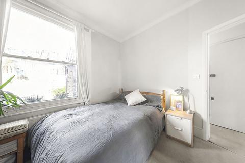 1 bedroom flat to rent, St James's Drive, Balham, London, SW17