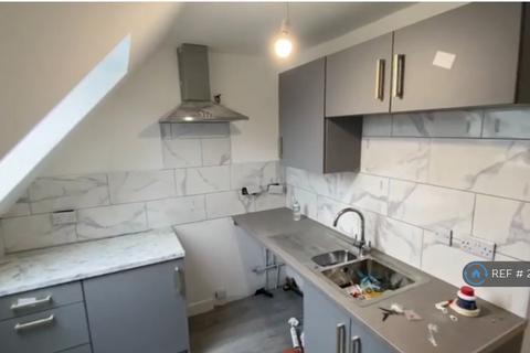 2 bedroom flat to rent, Marlborough Road, Coventry, CV2