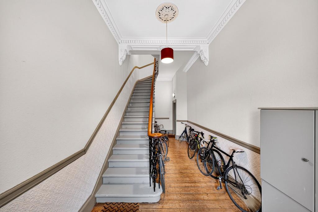 Apartment in Glasgow - View 3