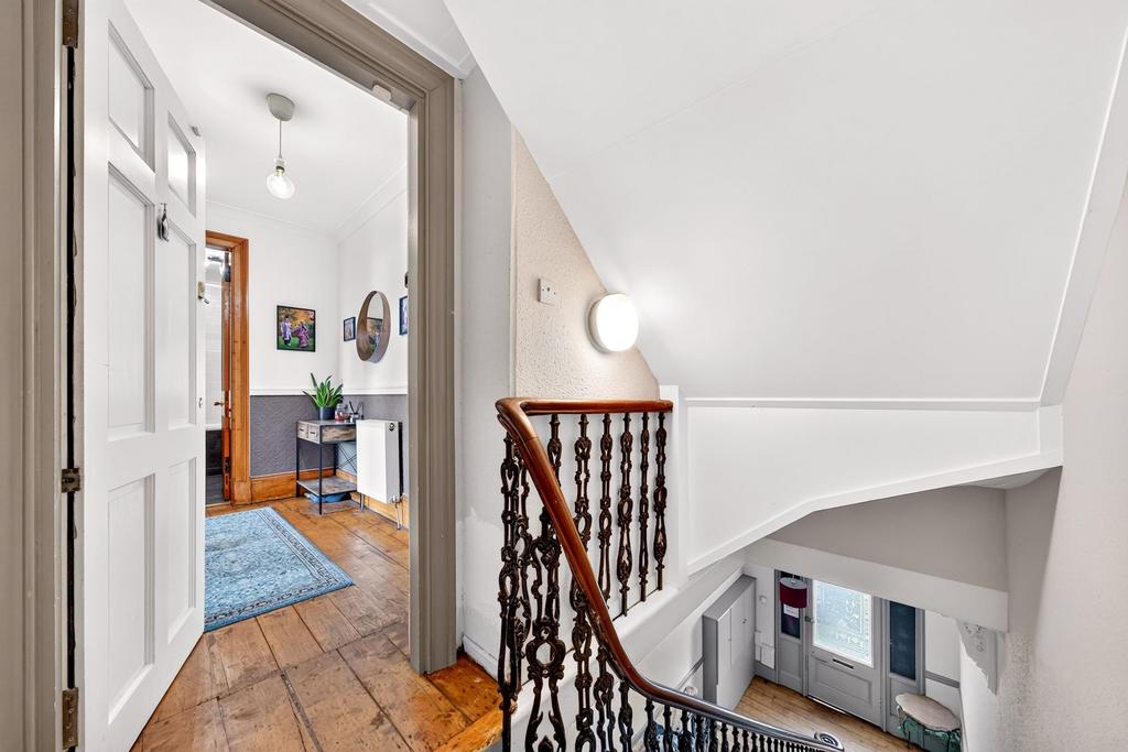 Apartment in Glasgow - View 4