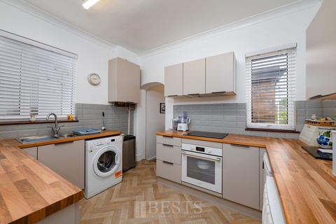 2 bedroom detached bungalow for sale, Holloway, Runcorn