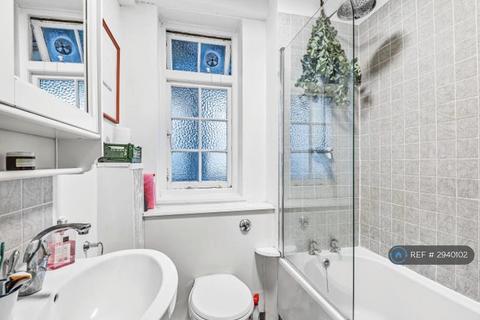 1 bedroom flat to rent, Holly Lodge Mansions, London, N6