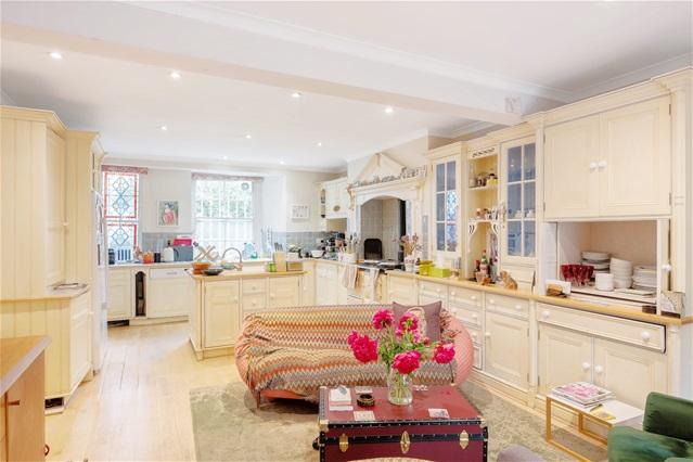 Open-plan living area, open plan living