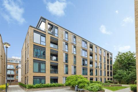 2 bedroom flat for sale, Eltringham Street, London, SW18
