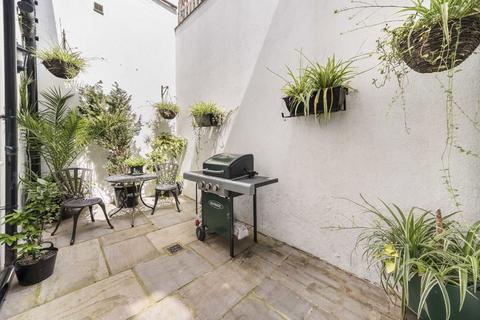 1 bedroom flat for sale, The Vale, London W3