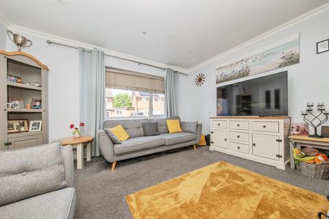 3 bedroom semi-detached house for sale, Moore Road, IPSWICH