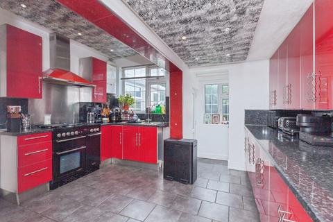 5 bedroom semi-detached house for sale, Scraptoft Lane, Leicester, LE5